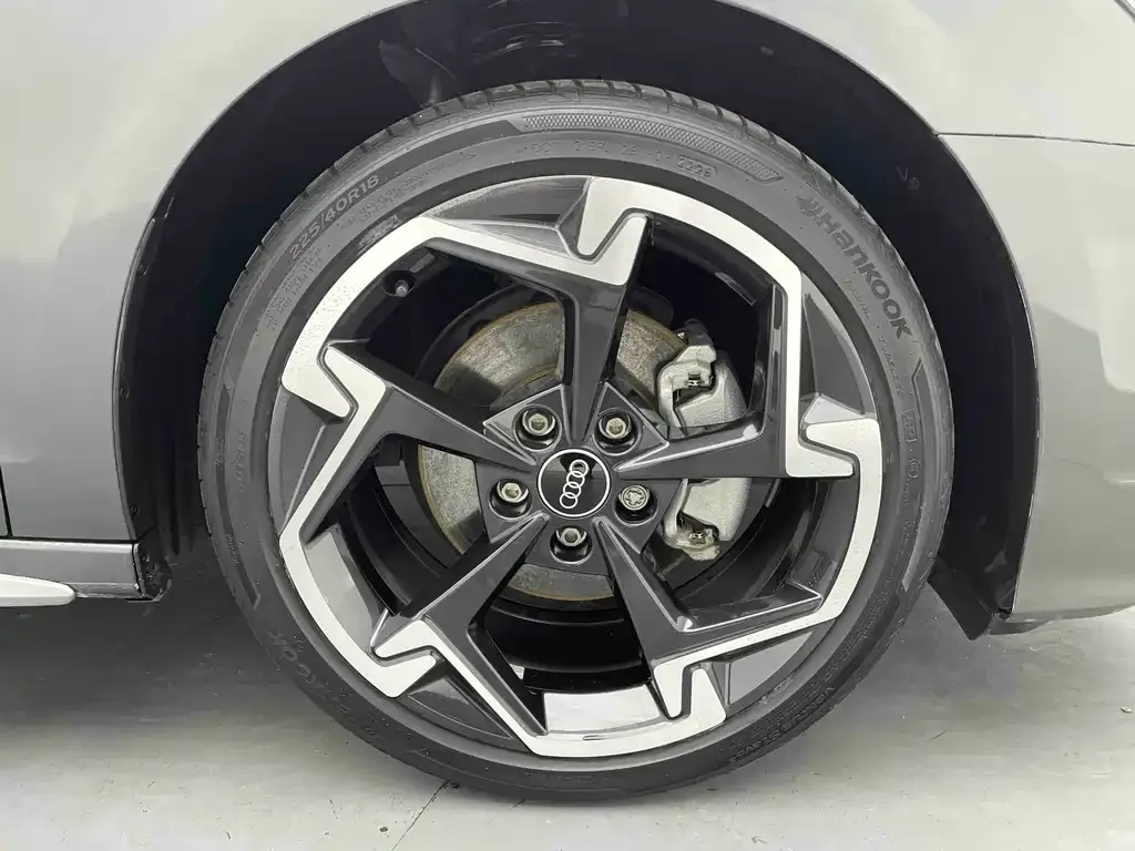 Audi A3 2023 из CN, фото 7