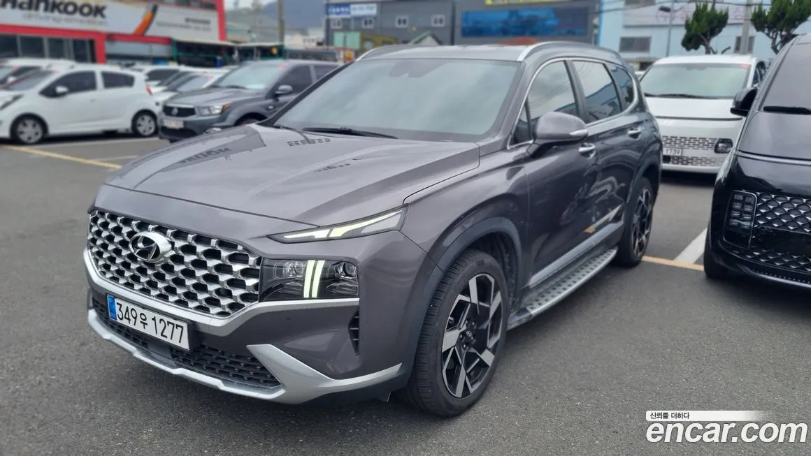 Hyundai Santafe — фото 1