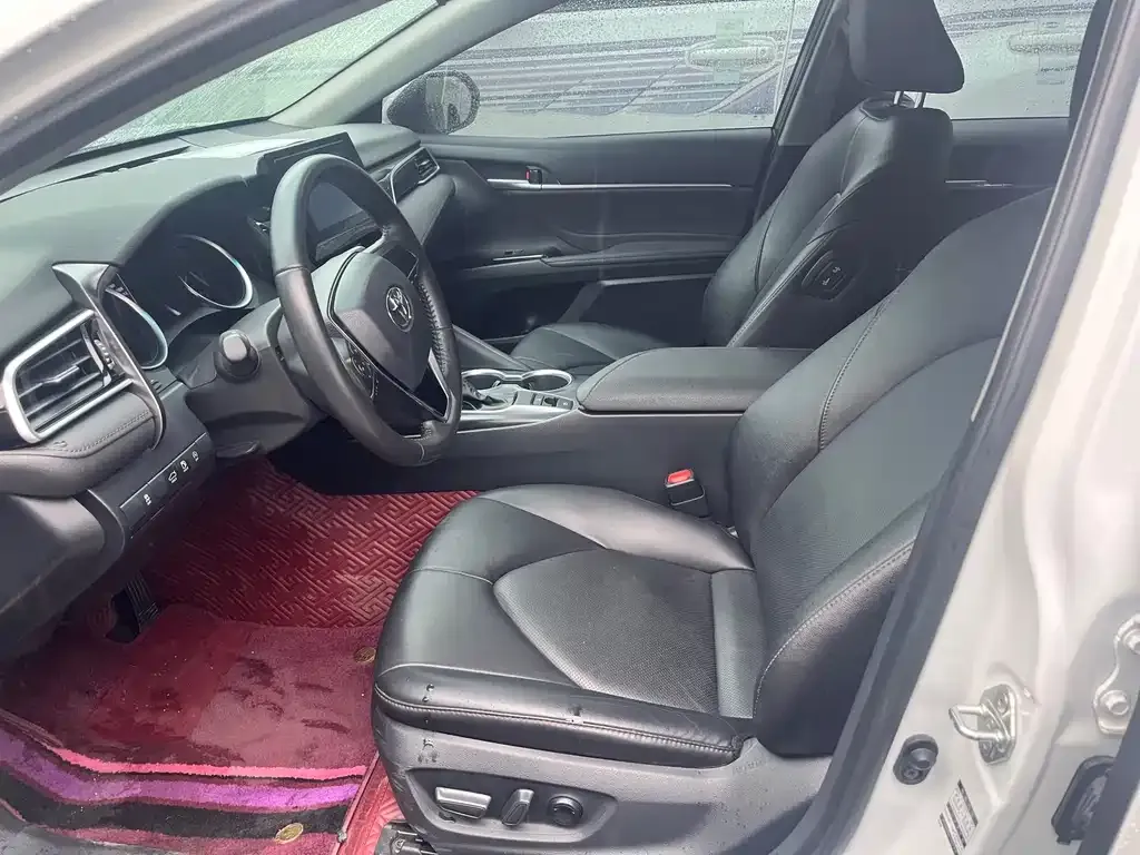 Toyota Camry 2023 из CN, фото 9