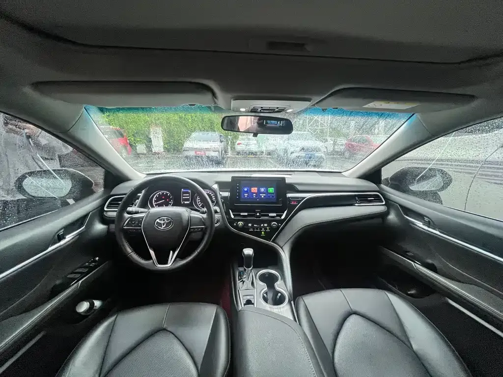 Toyota Camry 2023 из CN, фото 2