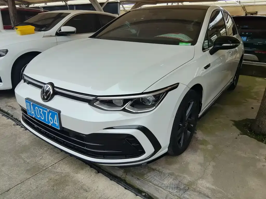 Volkswagen Golf 2022 из CN, фото 1