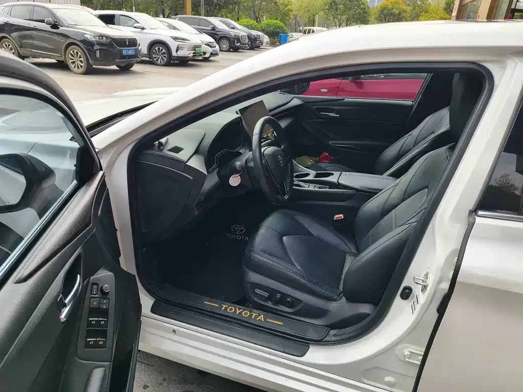 Toyota Avalon 2023 из CN, фото 3