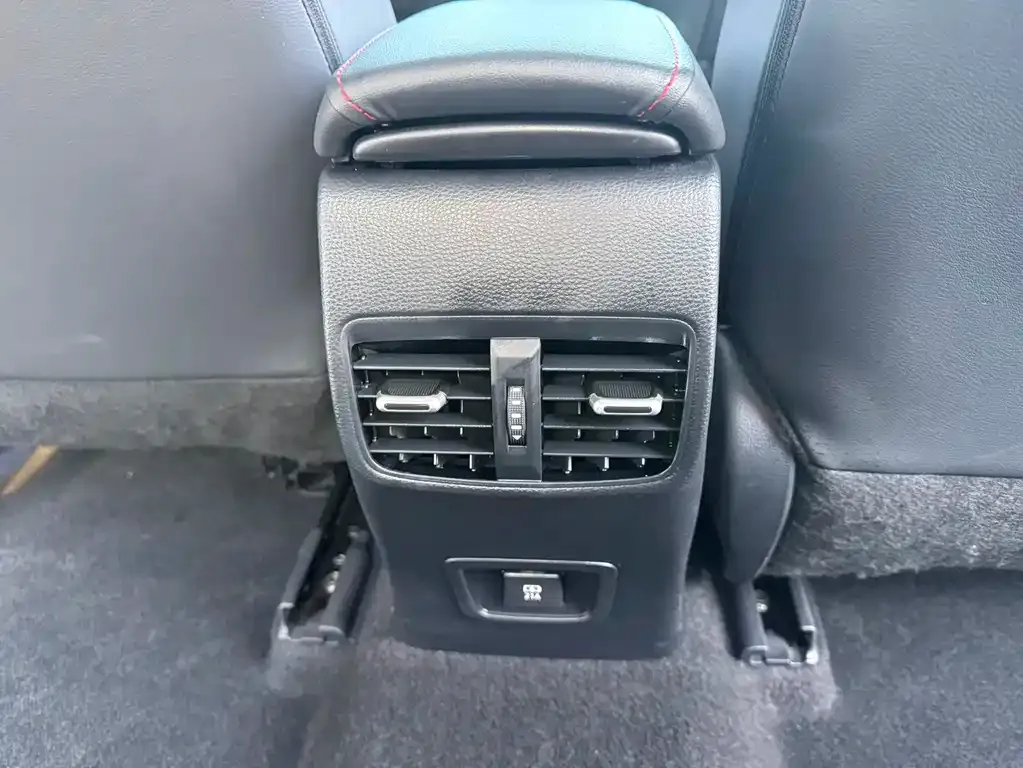 Toyota Levin 2023 из CN, фото 7