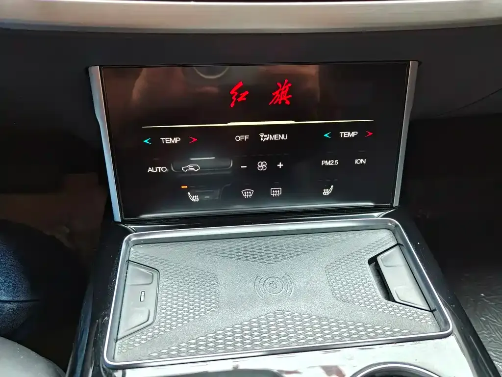 Hongqi HS7 2023 из CN, фото 4