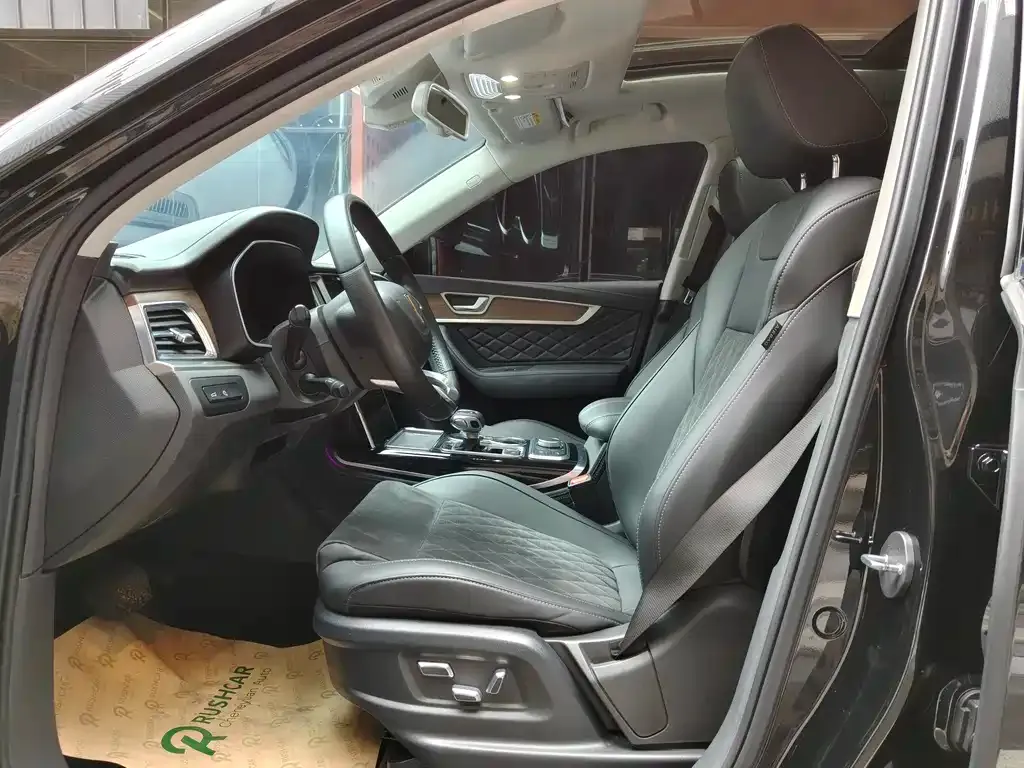 Hongqi HS7 2023 из CN, фото 6