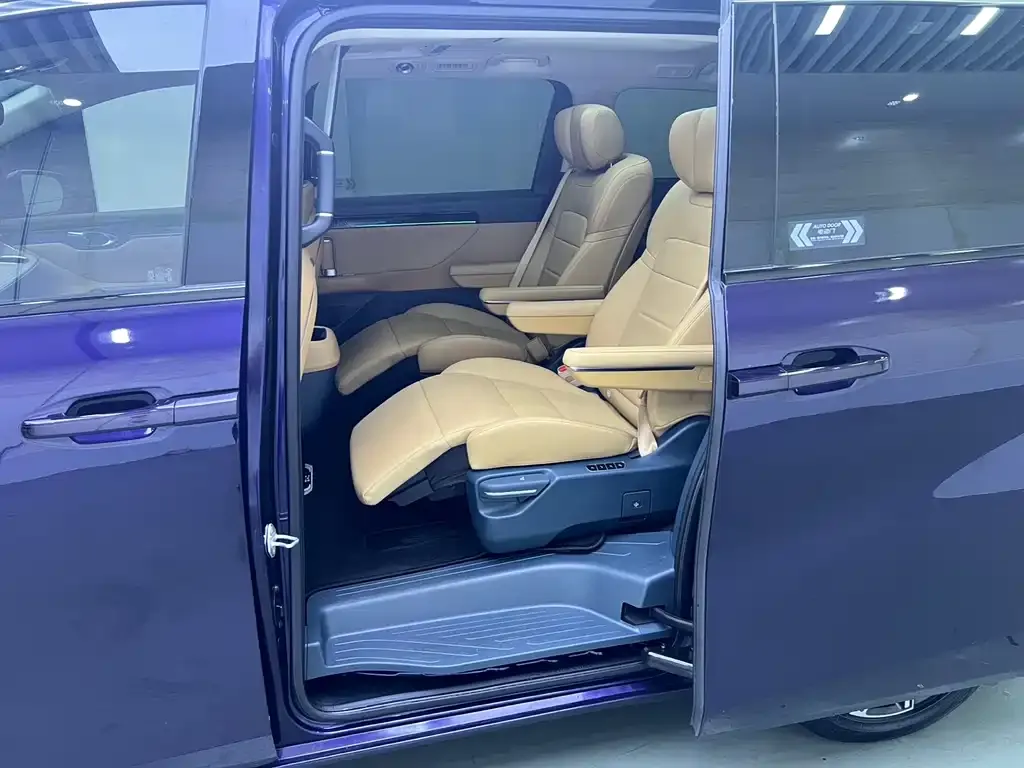 GAC Motor E8 Hybrid 2024 из CN, фото 7