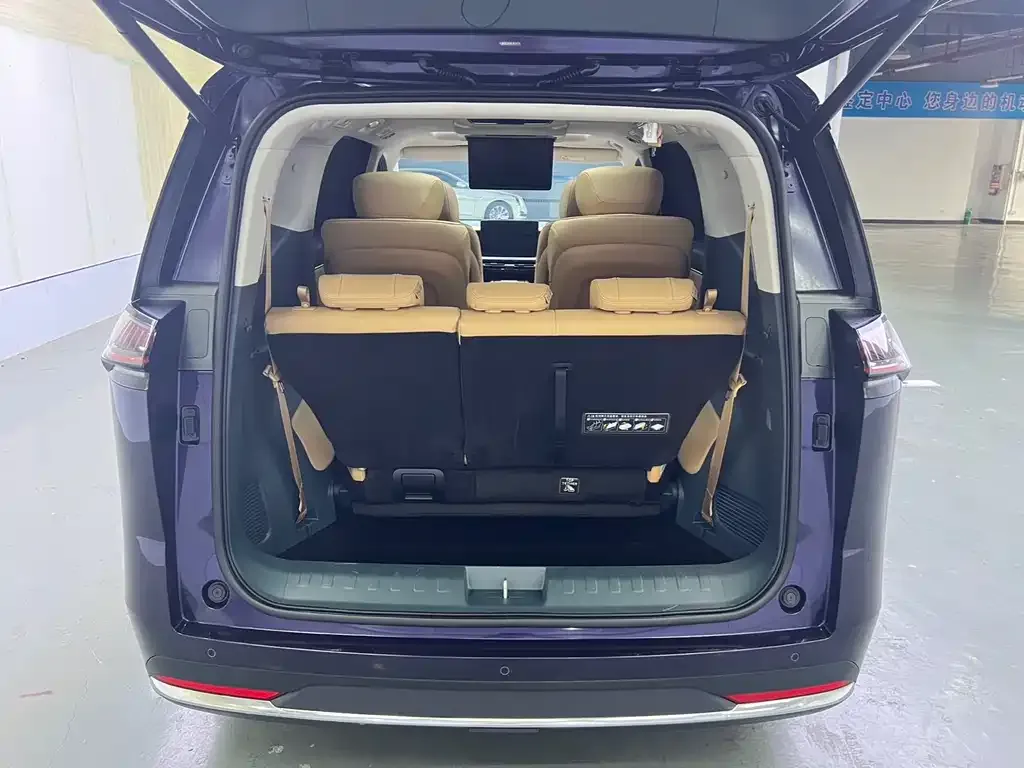 GAC Motor E8 Hybrid 2024 из CN, фото 5