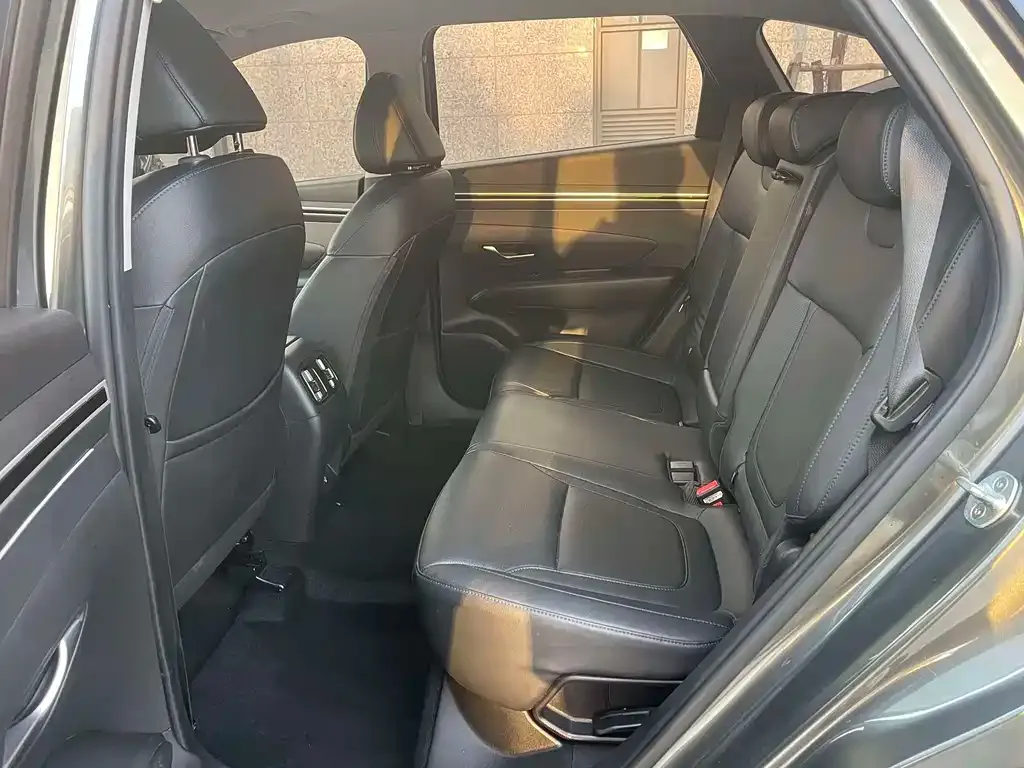Hyundai Tucson 2023 из CN, фото 7