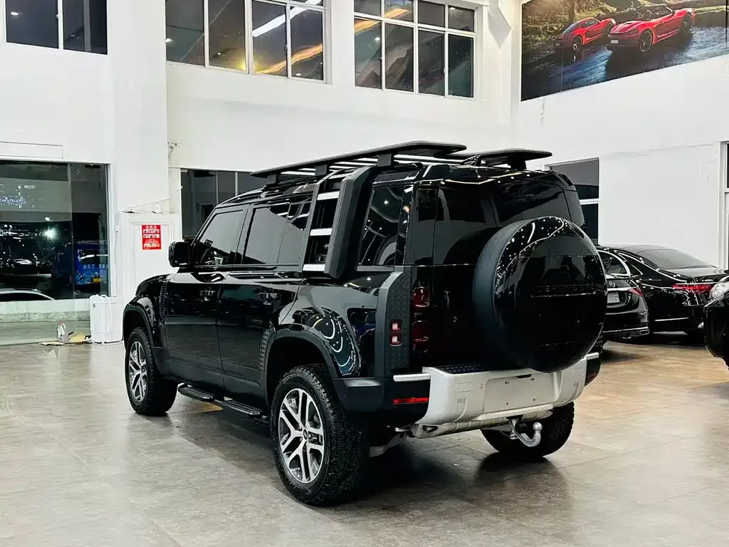 Land Rover Defender — фото 4