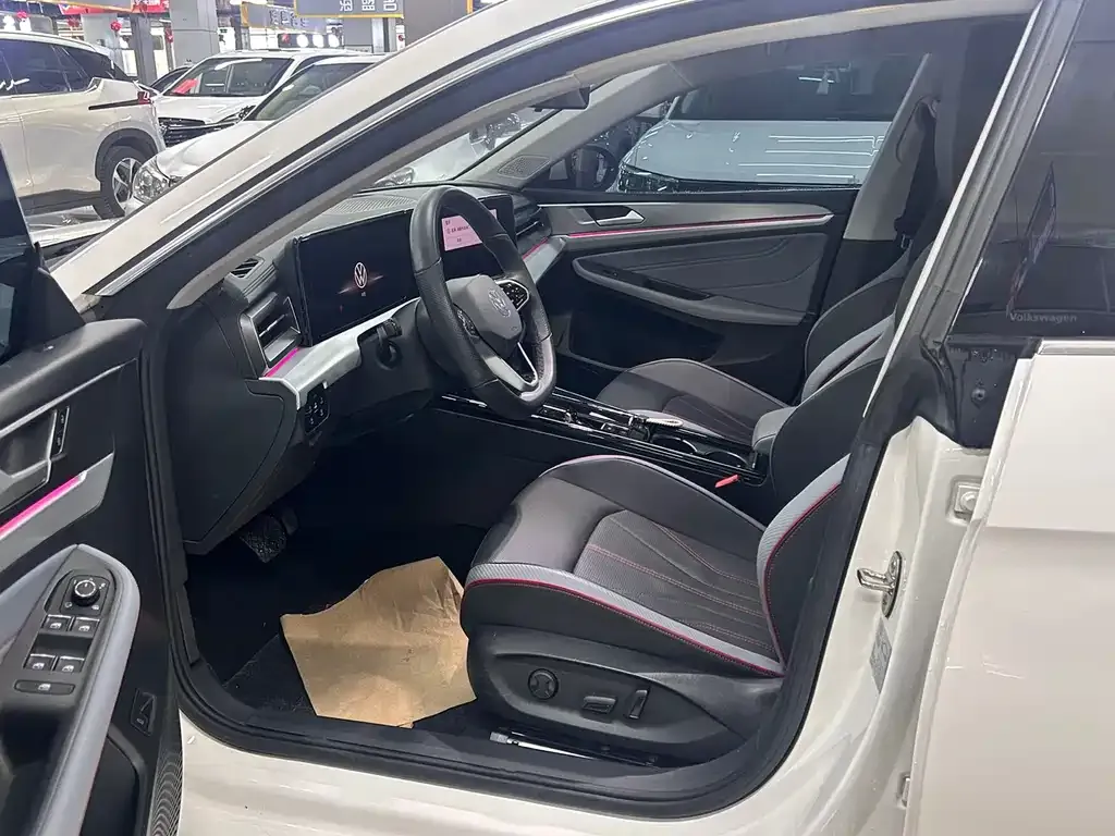 Volkswagen Lamando 2022 из CN, фото 9