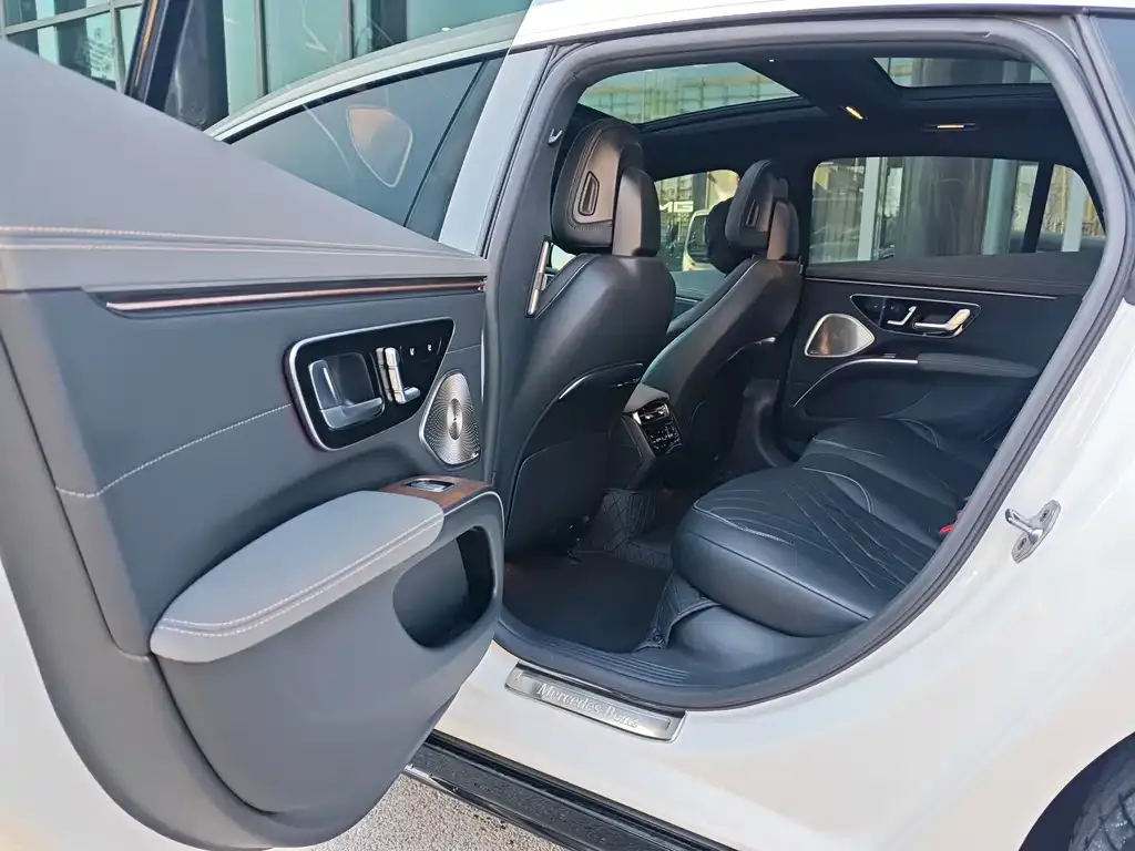 Mercedes-Benz EQS 2022 из CN, фото 2