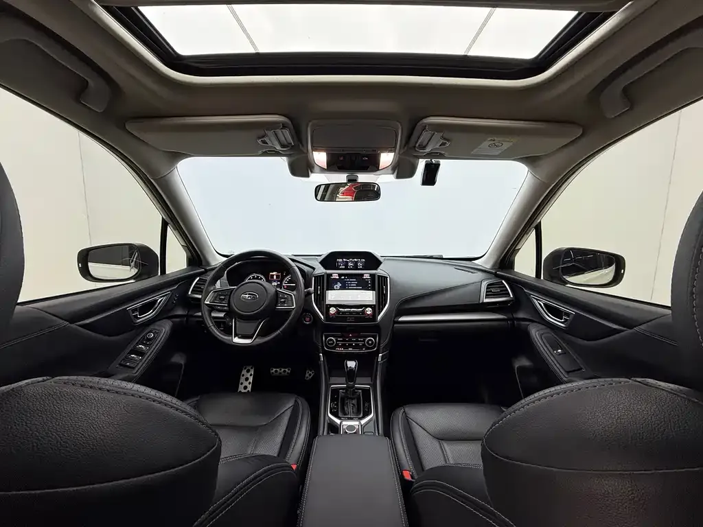 Subaru Forester 2021 из CN, фото 4