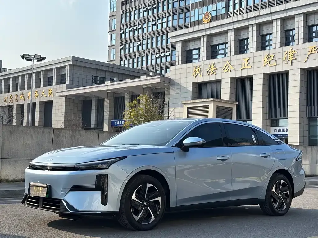 Geely Galaxy L6 2025 из CN, фото 1