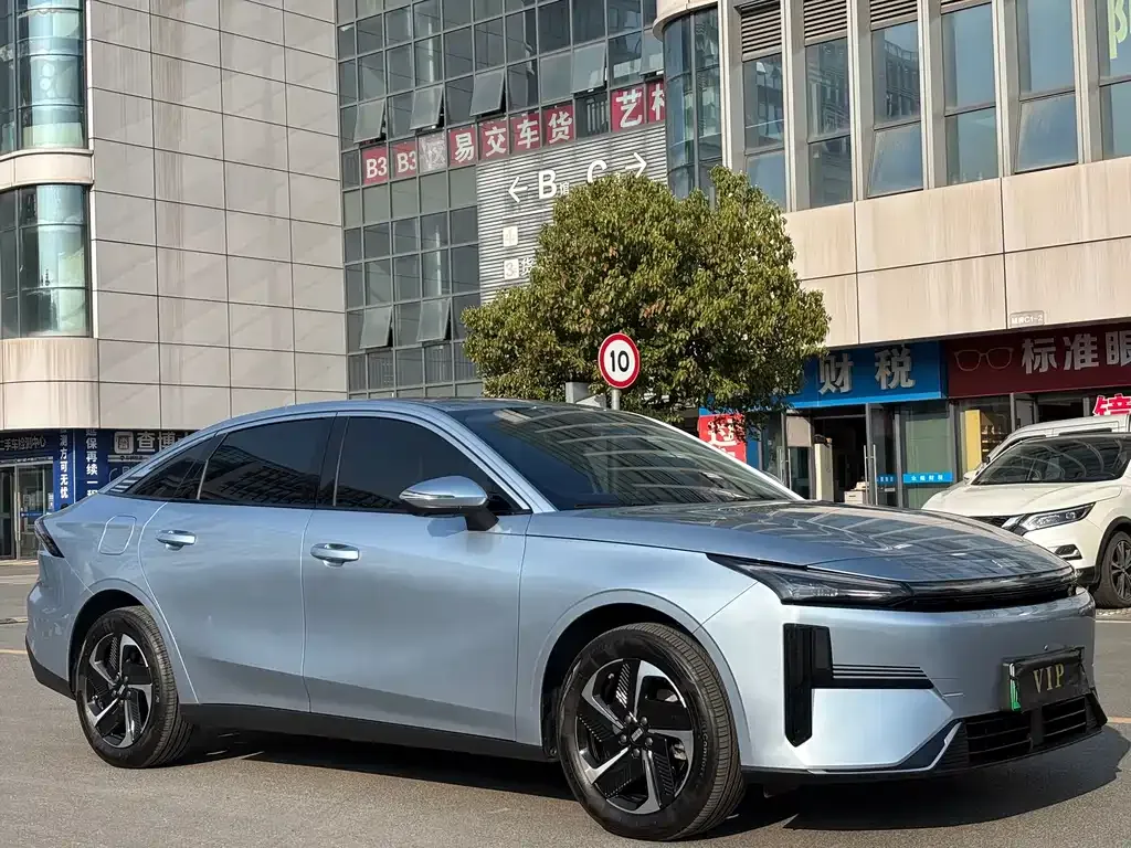 Geely Galaxy L6 2025 из CN, фото 9