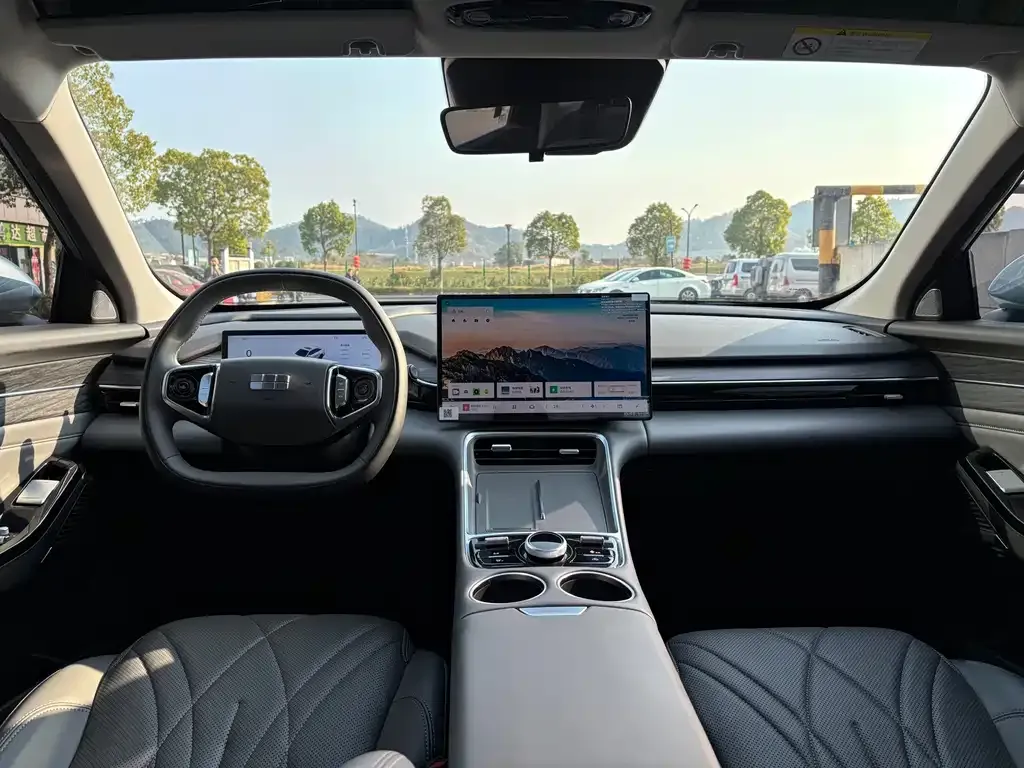 Geely Galaxy L6 2025 из CN, фото 3