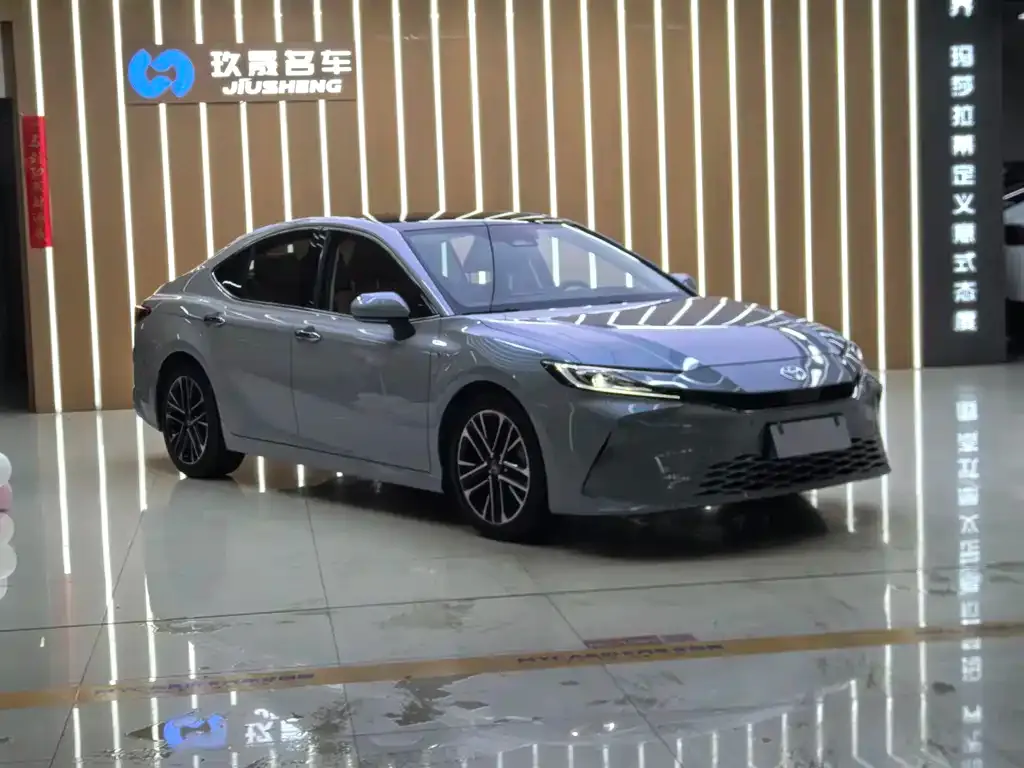 Toyota Camry 2024 из CN, фото 5
