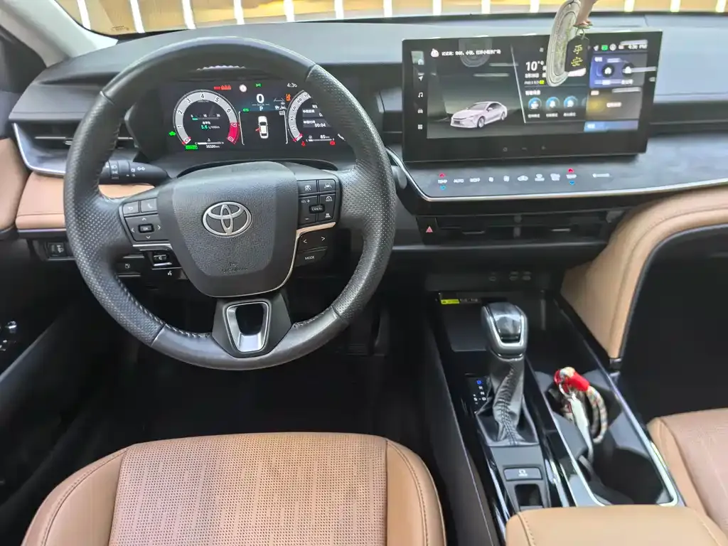 Toyota Camry 2024 из CN, фото 4