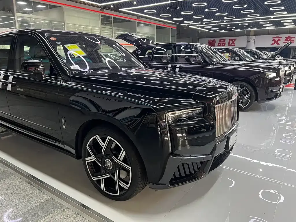 Rolls-Royce Cullinan 2026 из CN, фото 9