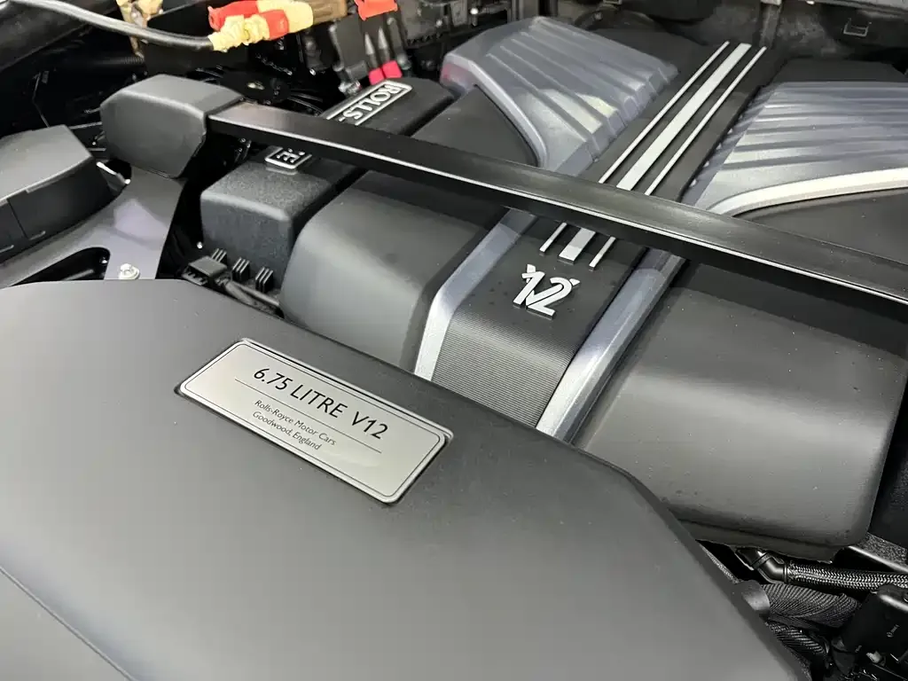 Rolls-Royce Cullinan 2026 из CN, фото 7