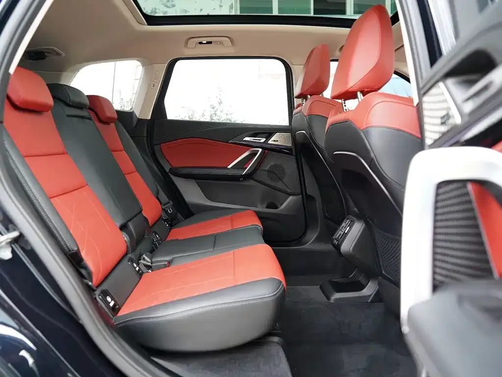 BMW X1 2024 из CN, фото 2