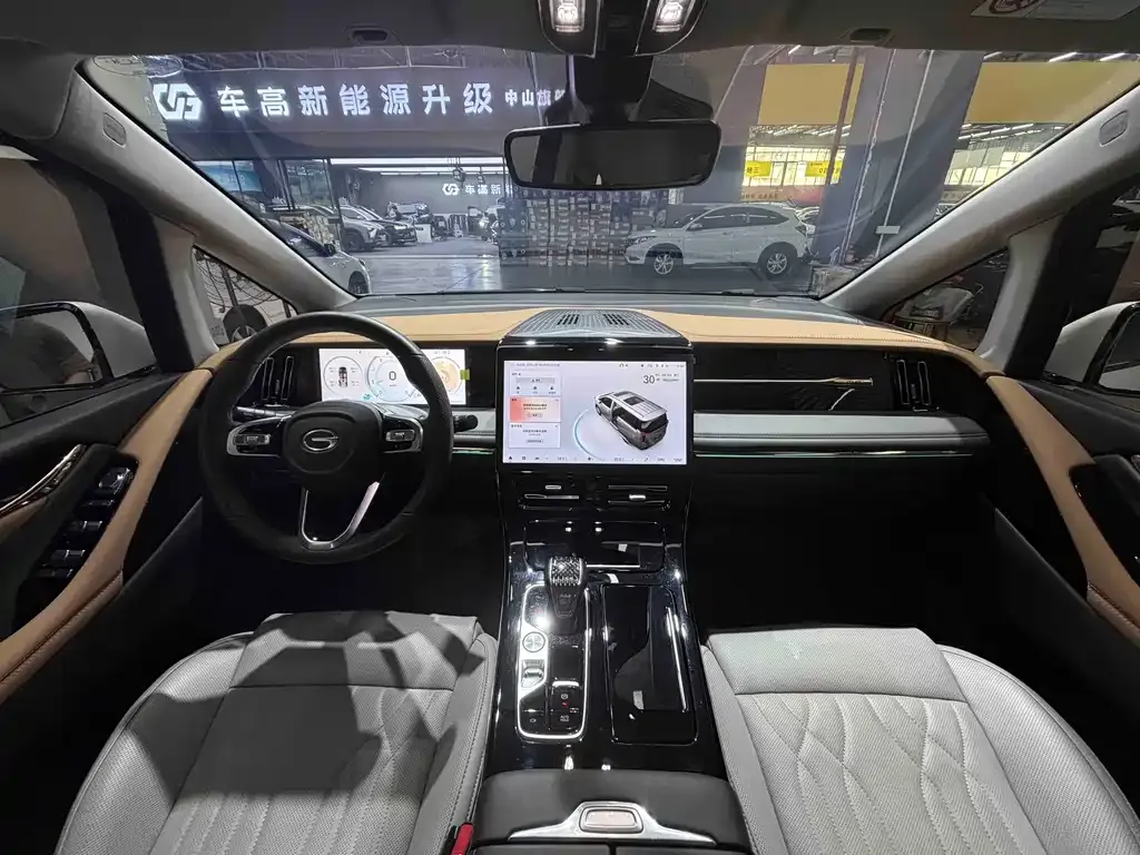 GAC Motor Trumpchi M8 — фото 8