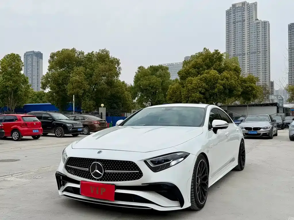 Mercedes-Benz CLS