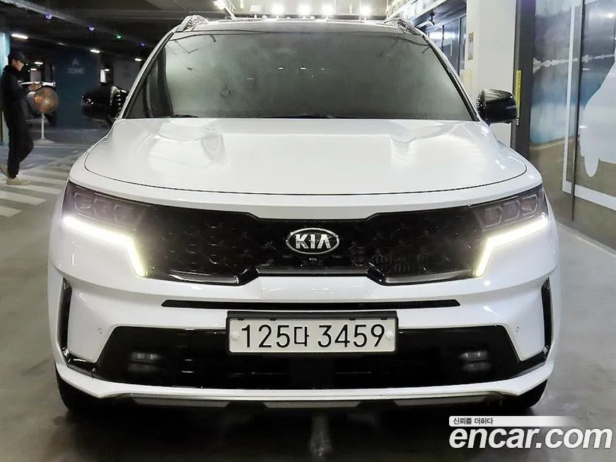 Kia Sorento — фото 8