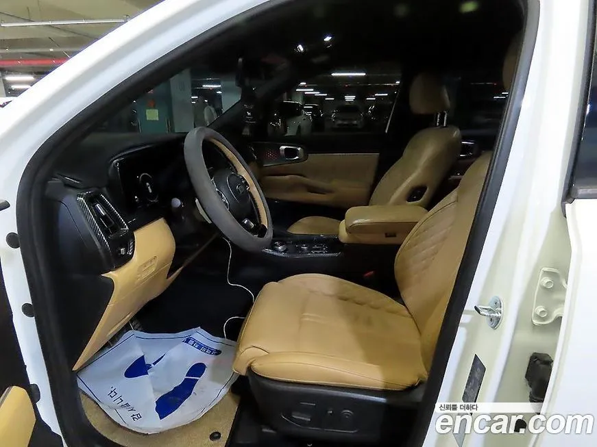 Kia Sorento — фото 9