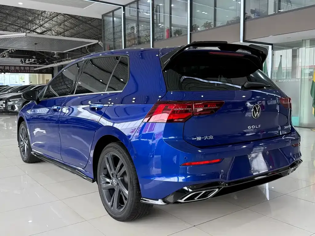 Volkswagen Golf 2022 из CN, фото 9