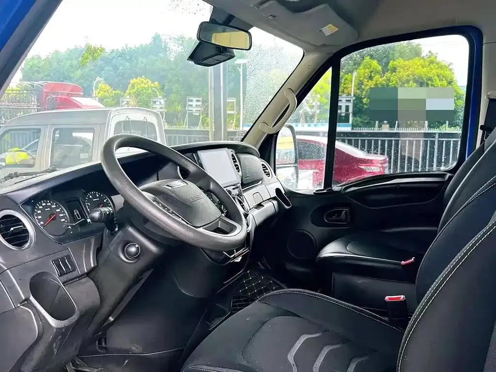 IVECO Ousheng 2024 из CN, фото 8