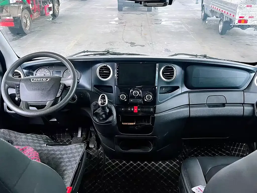 IVECO Ousheng 2024 из CN, фото 3