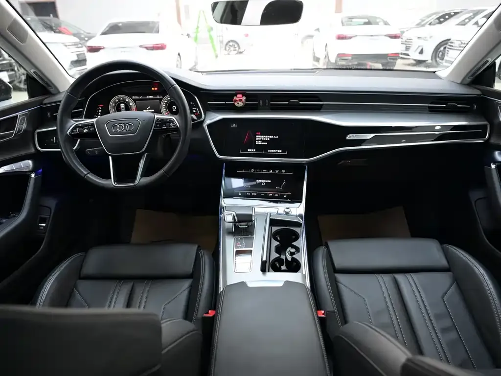 Audi A7 2024 из CN, фото 6