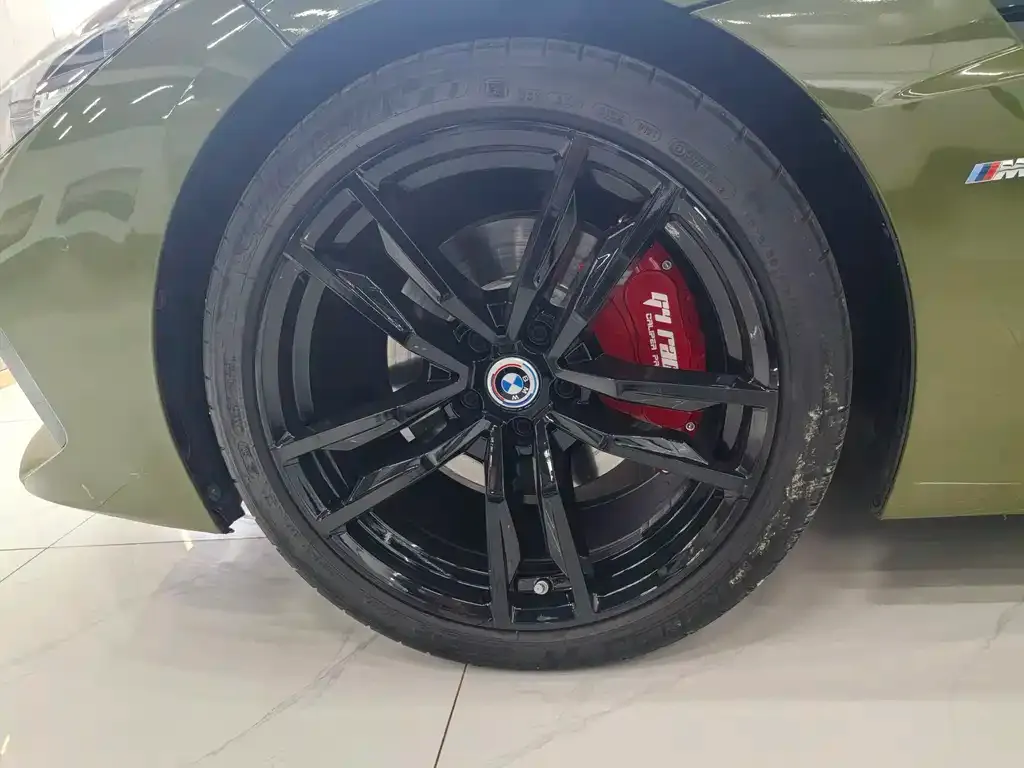 BMW Z4 — фото 9