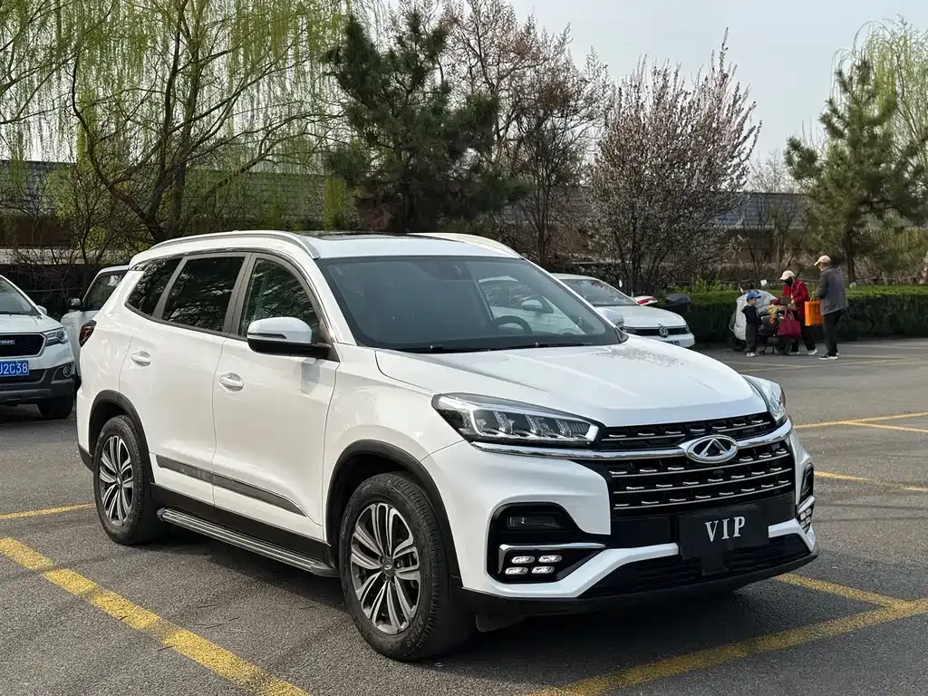 Chery Tiggo 8 — фото 1