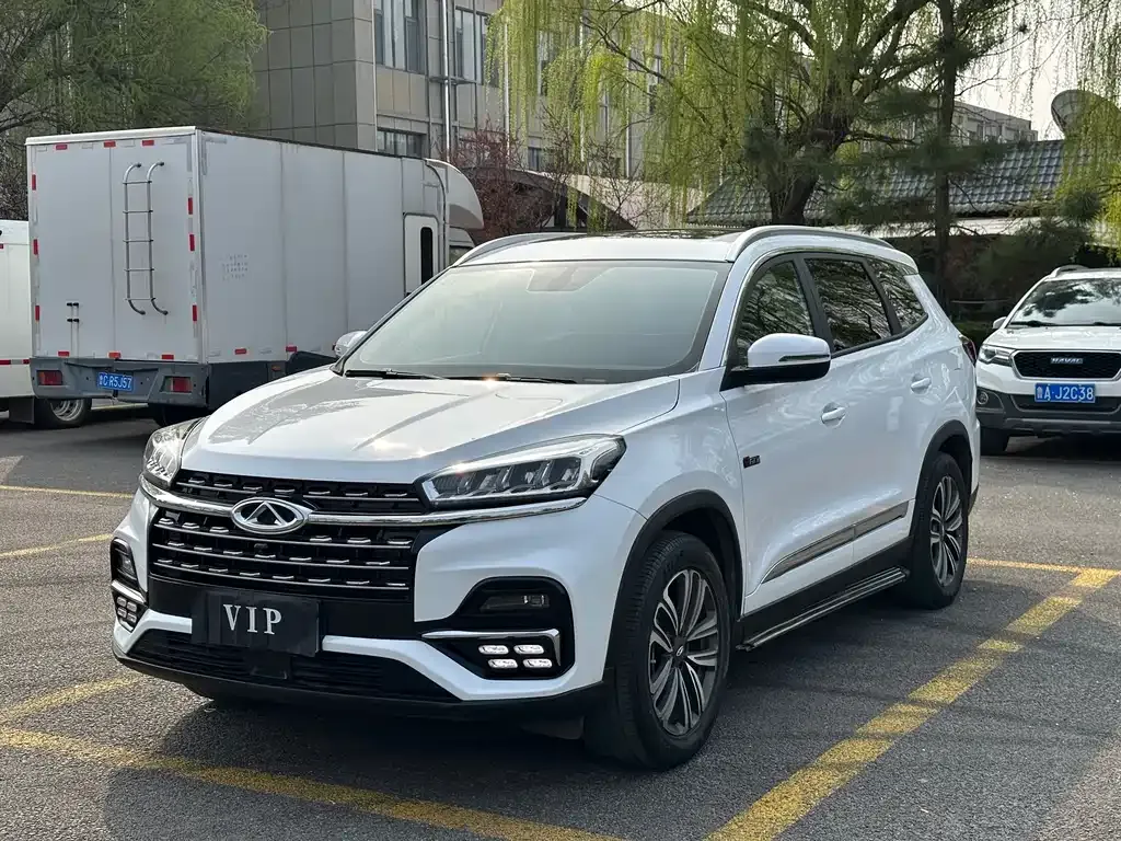 Chery Tiggo 8 — фото 3