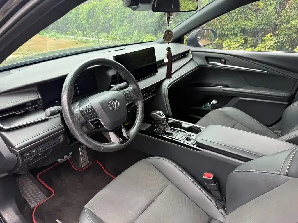 Toyota Camry 2024 из CN, фото 7
