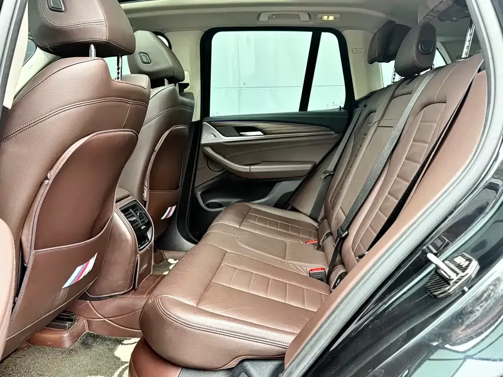 BMW X3 2021 из CN, фото 7