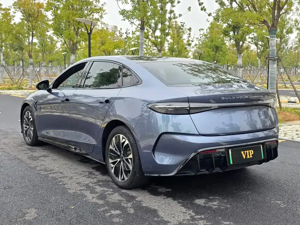 BYD Seal — фото 9