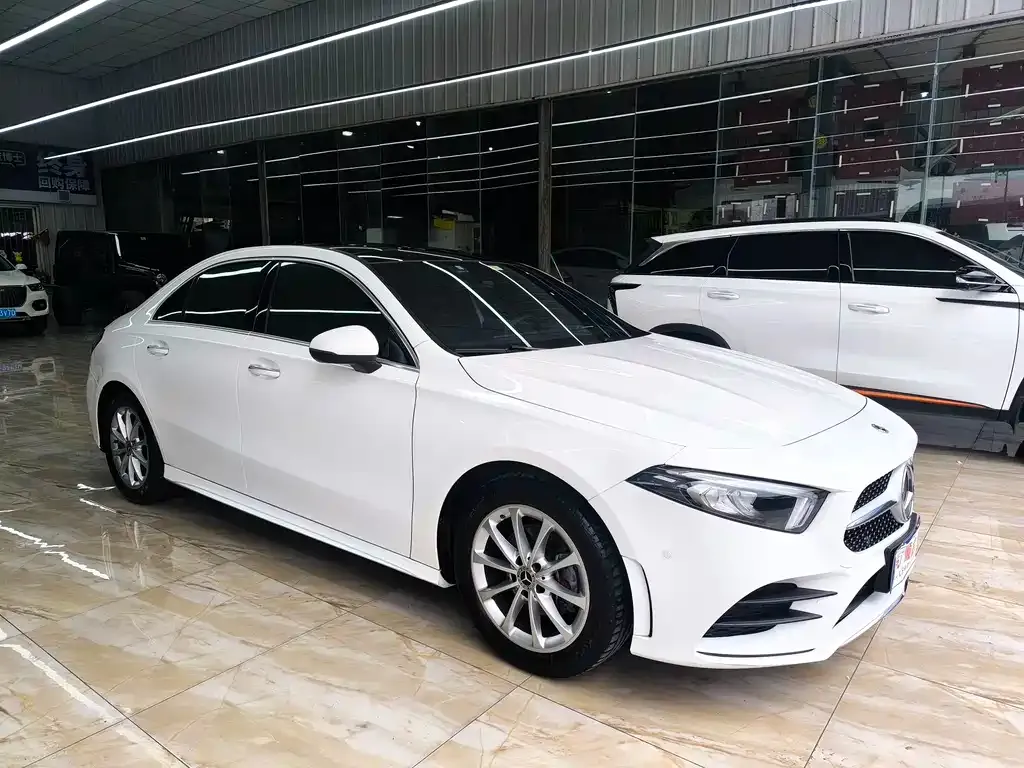 Mercedes-Benz A-Class — фото 10