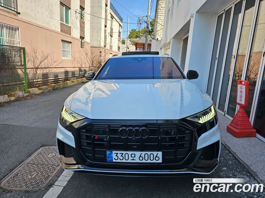 Audi Q8 55 TFSI Quattro Premium