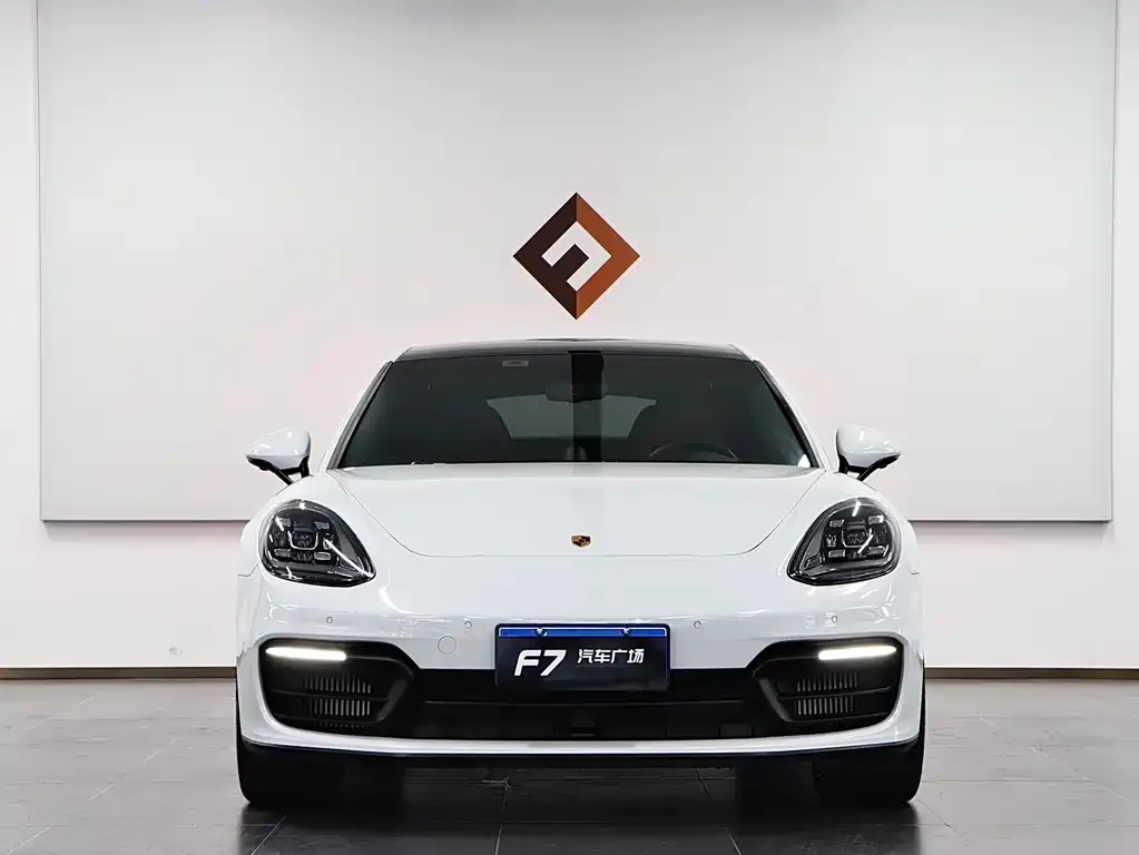 Porsche Panamera — фото 10