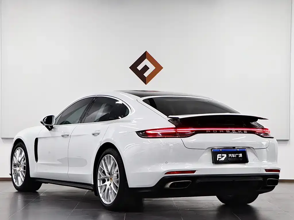 Porsche Panamera — фото 3