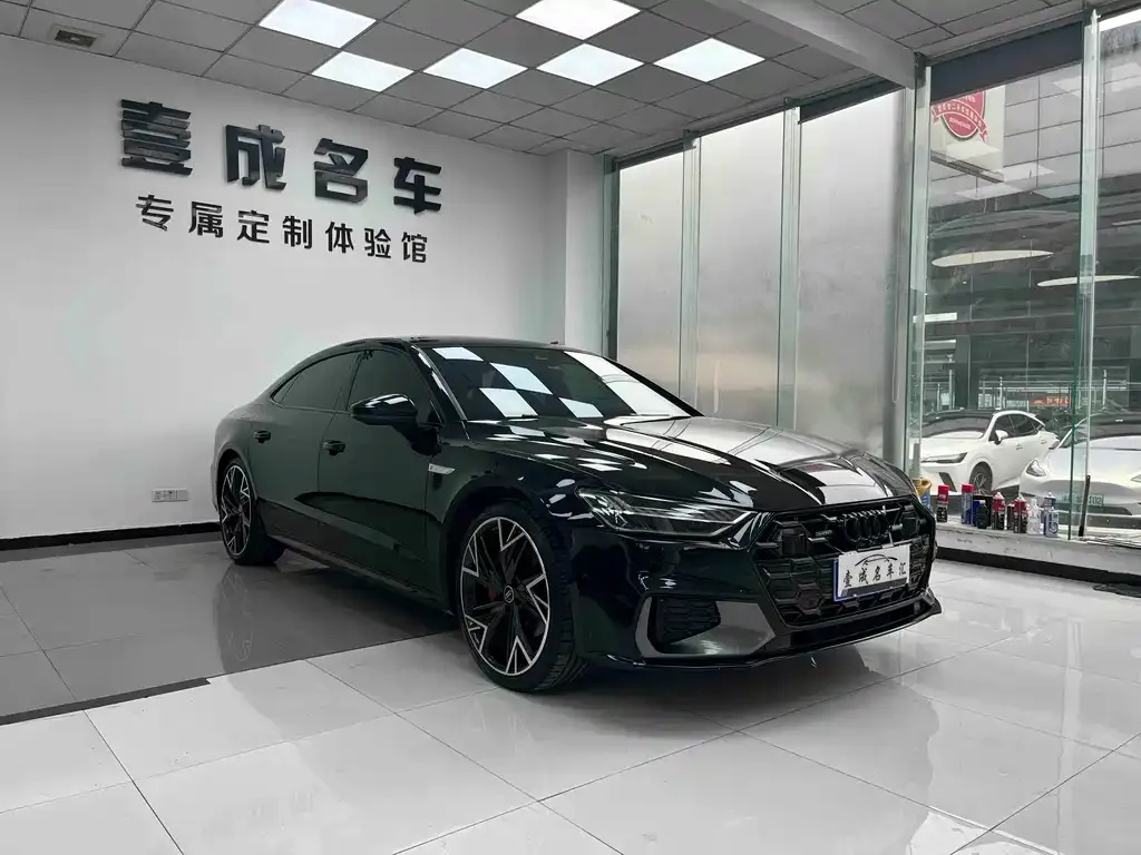 Audi A7L 2024 из CN, фото 2