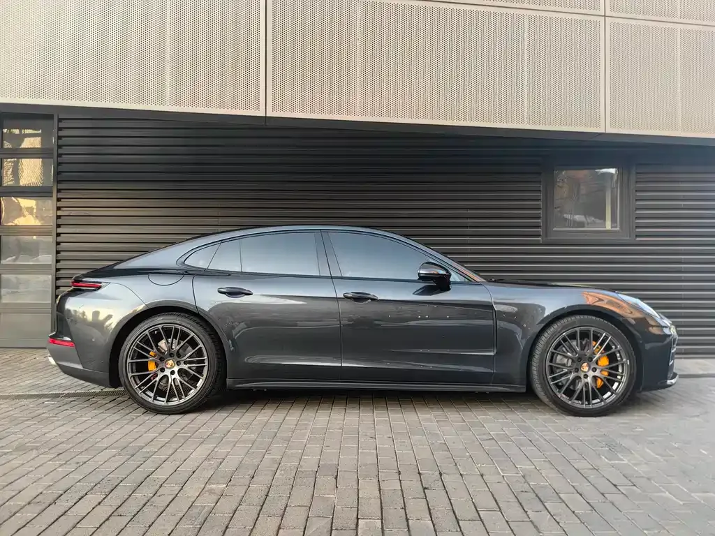 Porsche Panamera 2025 из CN, фото 7