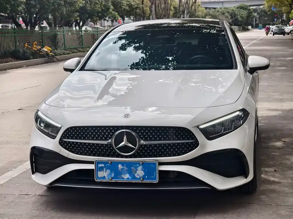 Mercedes-Benz A-Class 2024 из CN, фото 7