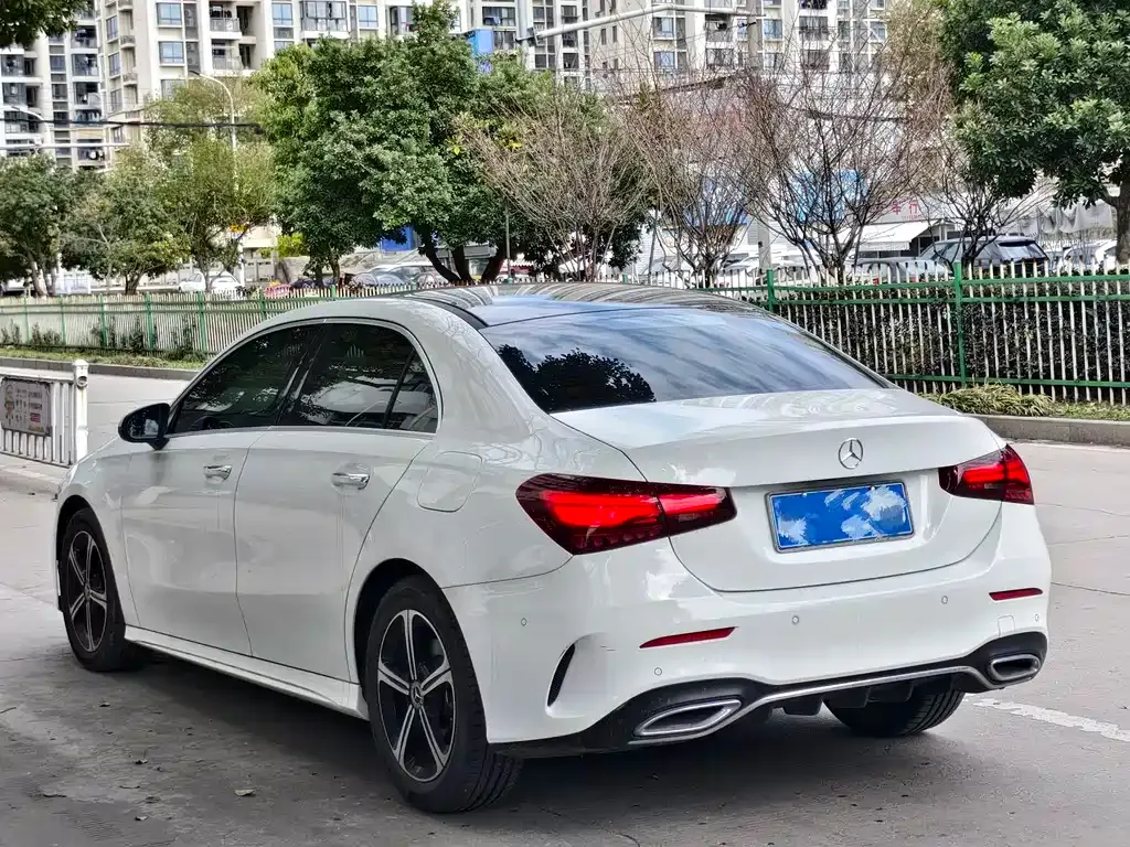 Mercedes-Benz A-Class 2024 из CN, фото 9