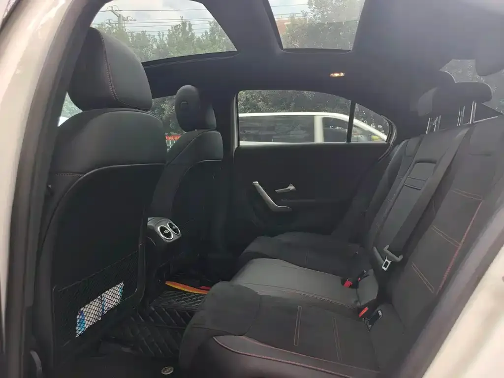 Mercedes-Benz A-Class 2024 из CN, фото 4