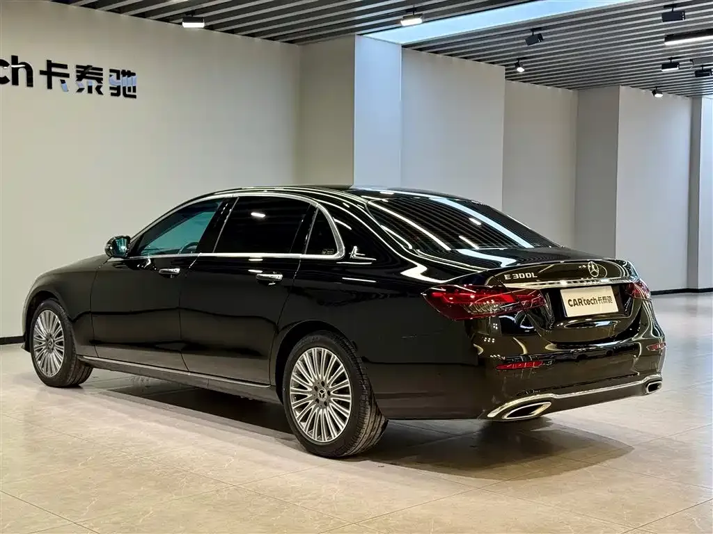Mercedes-Benz E-Class 2023 из CN, фото 5