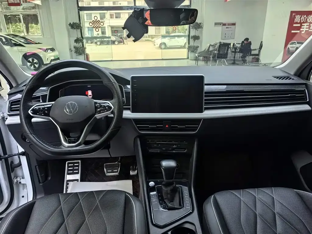 Volkswagen Tiguan L 2023 из CN, фото 5