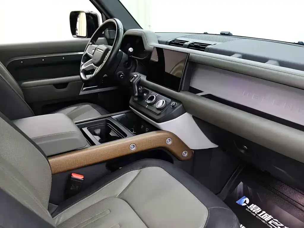 Land Rover Defender 2022 из CN, фото 5